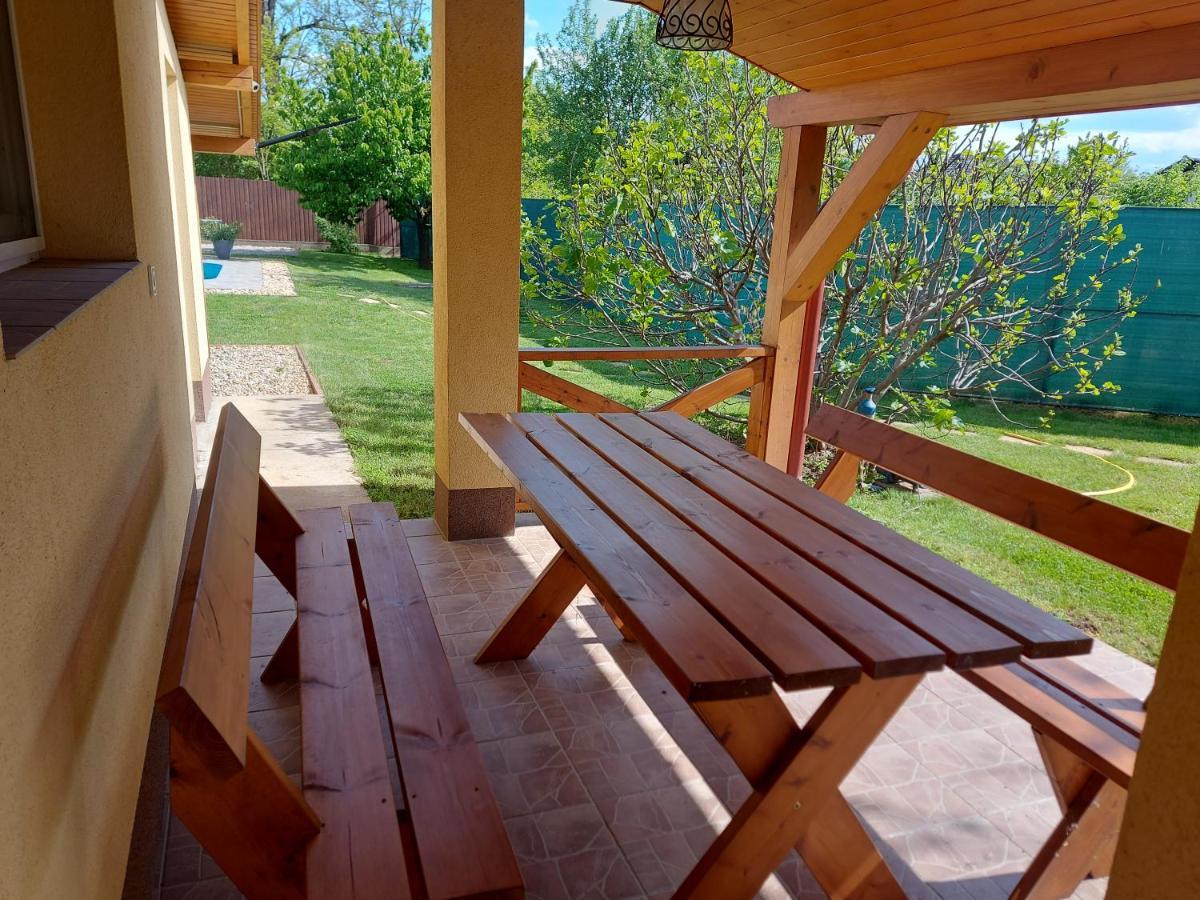 Potyka Apartman Tiszafüred Exterior foto