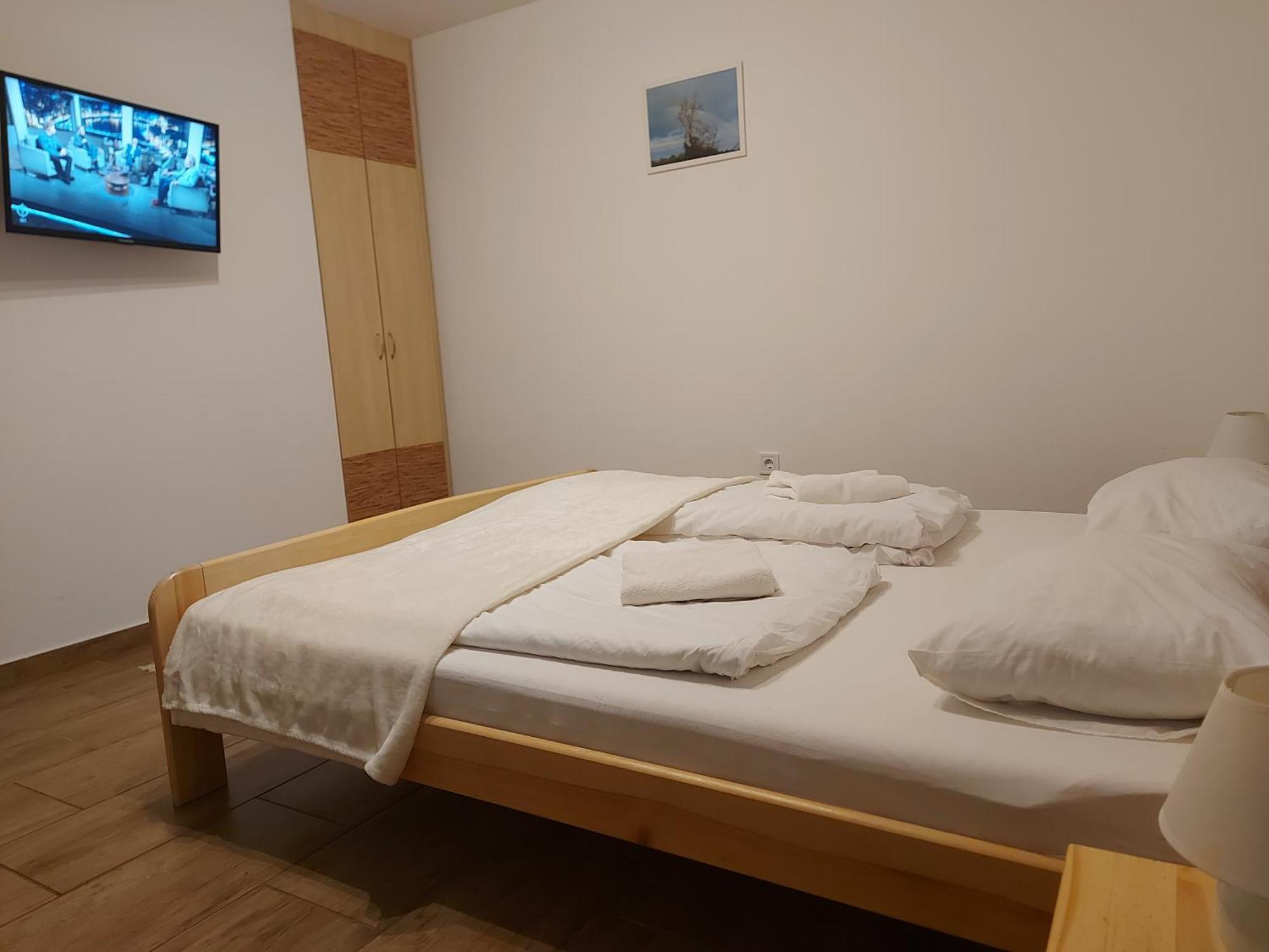 Potyka Apartman Tiszafüred Exterior foto